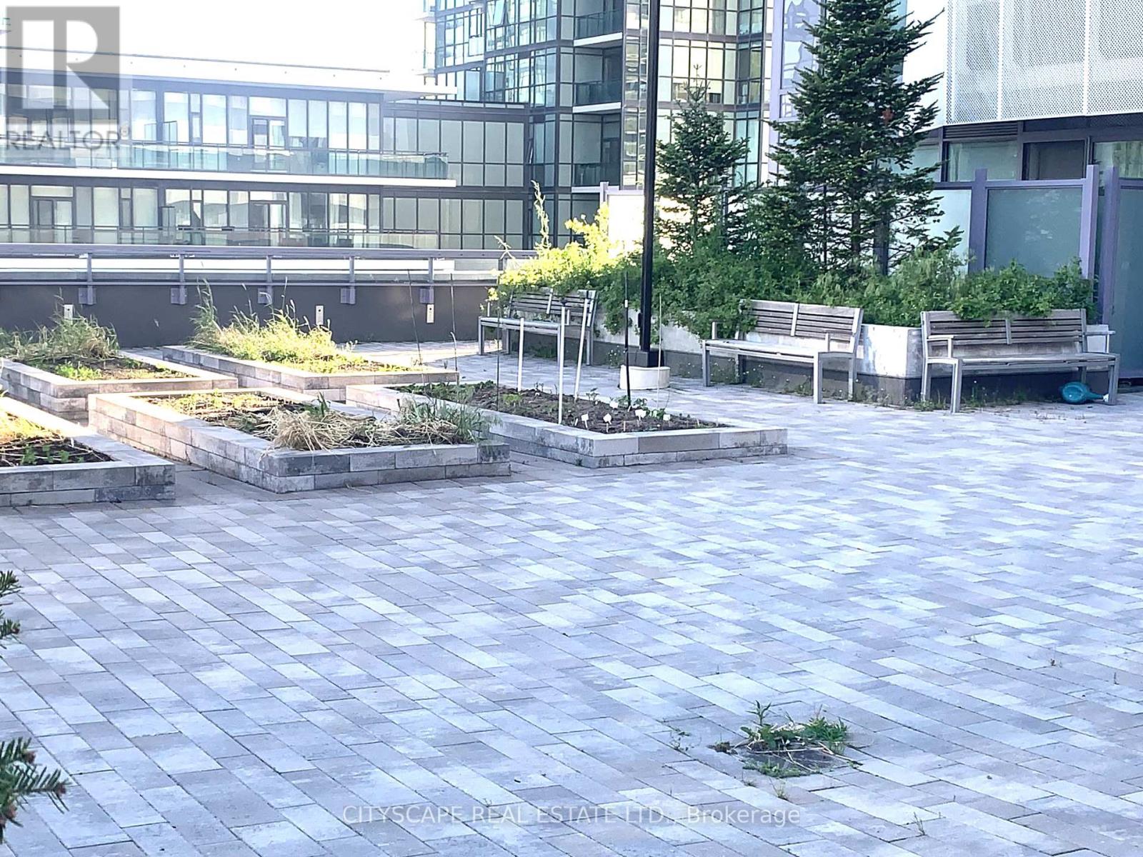 912 - 4065 Confederation Parkway, Mississauga, Ontario  L5B 0L4 - Photo 14 - W12546760