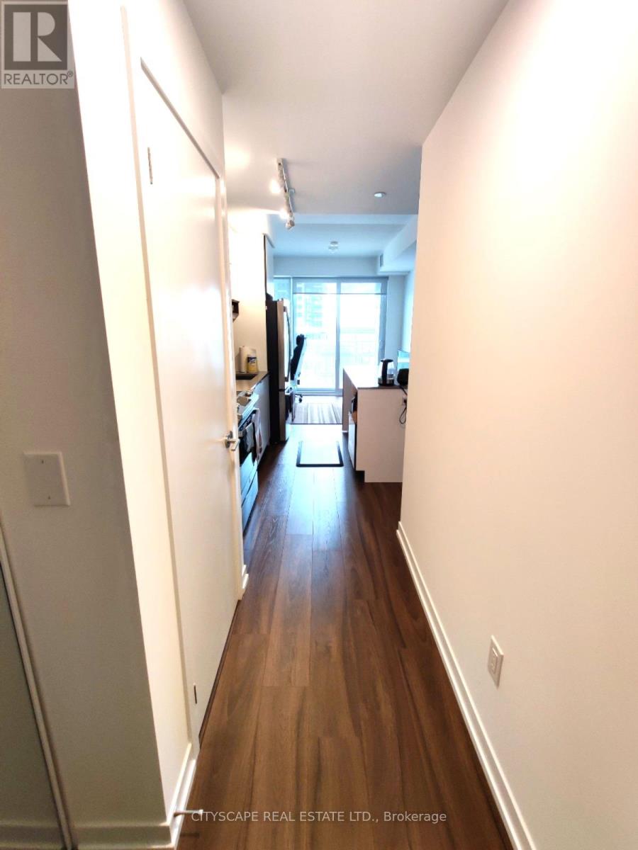 912 - 4065 Confederation Parkway, Mississauga, Ontario  L5B 0L4 - Photo 9 - W12546760