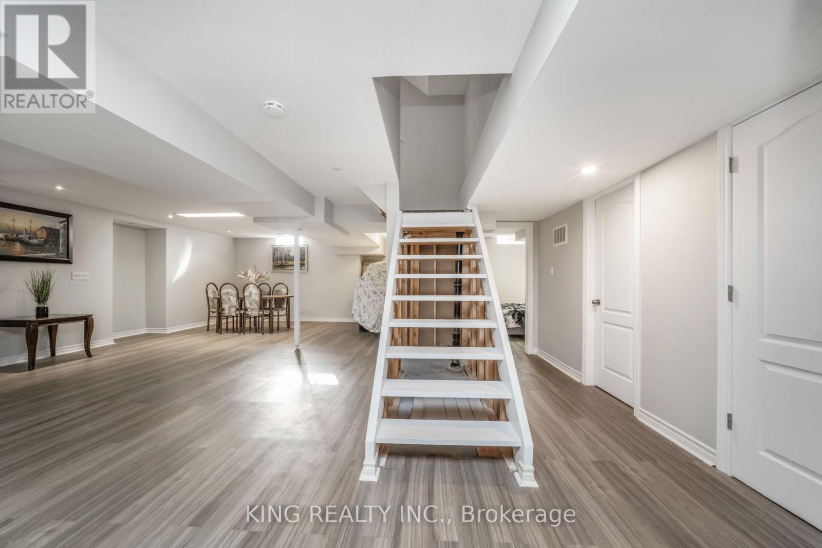 23 Himalaya Street, Brampton, Ontario  L6R 2L8 - Photo 37 - W12546782