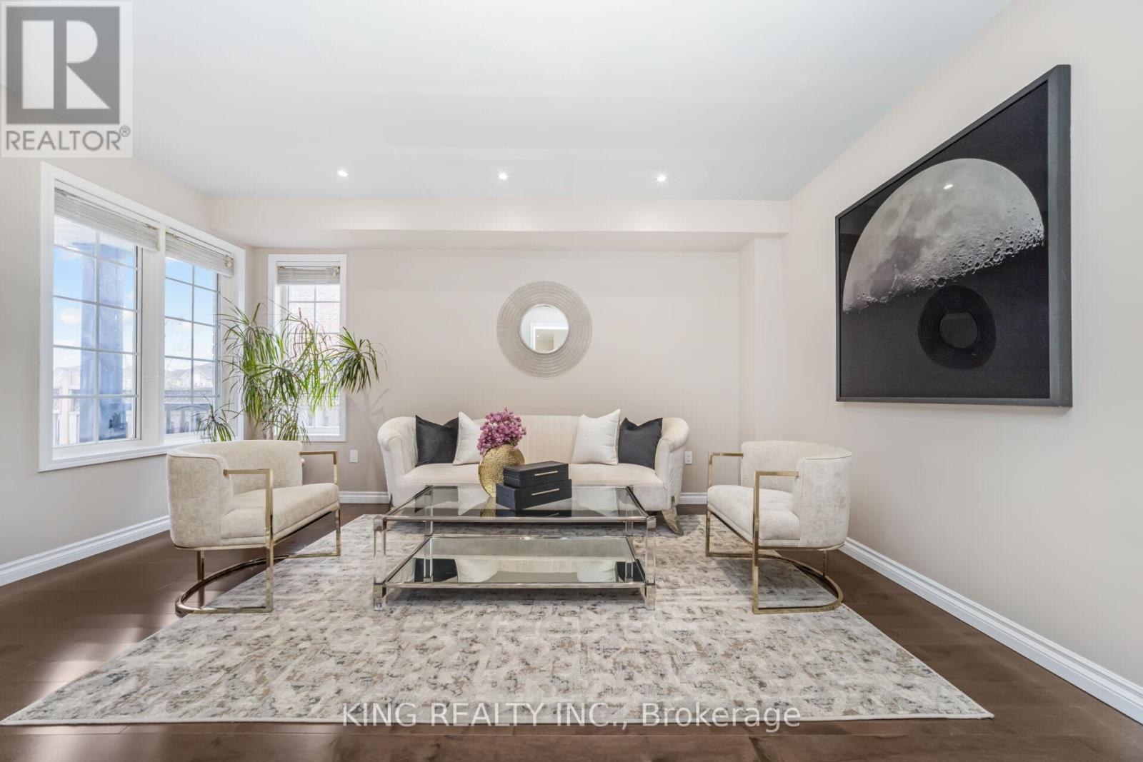 23 Himalaya Street, Brampton, Ontario  L6R 2L8 - Photo 6 - W12546782