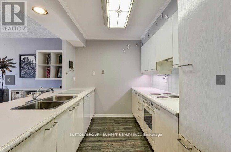 603 - 50 Eglinton Avenue W, Mississauga, Ontario  L5R 3P5 - Photo 2 - W12546784