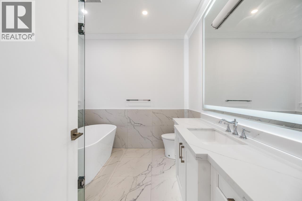 4471 Windjammer Drive, Richmond, British Columbia V7E 4L7 - Photo 23 - R3067538