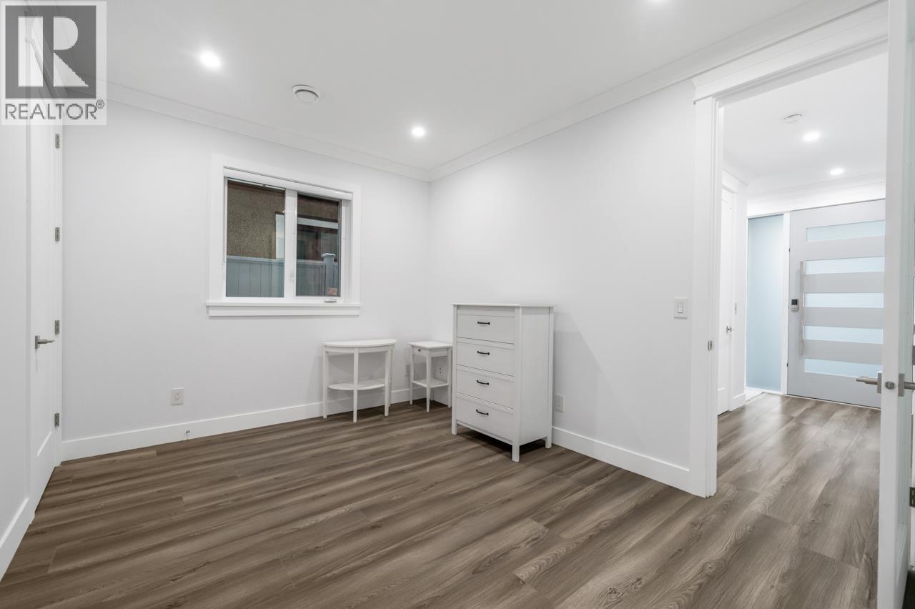 4471 Windjammer Drive, Richmond, British Columbia V7E 4L7 - Photo 28 - R3067538