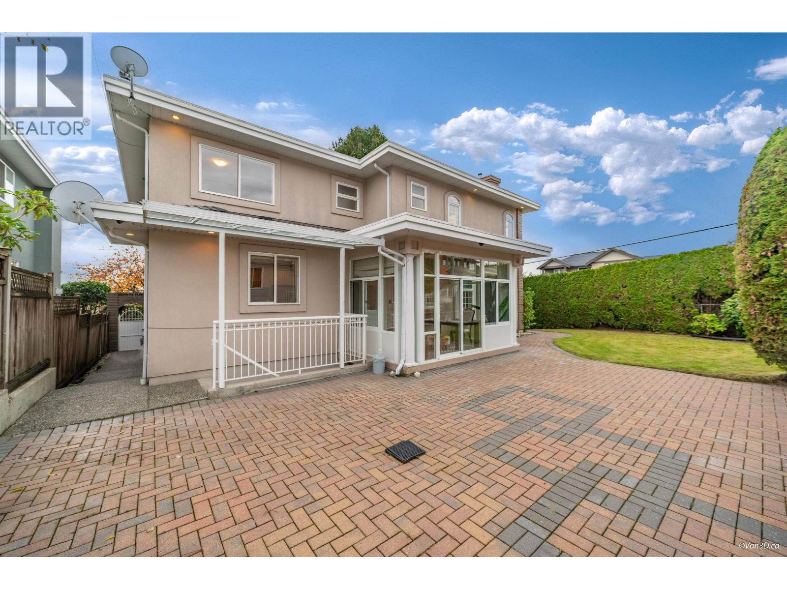 6111 Kitchener Street, Burnaby, British Columbia V5B 2J5 - Photo 40 - R3067515