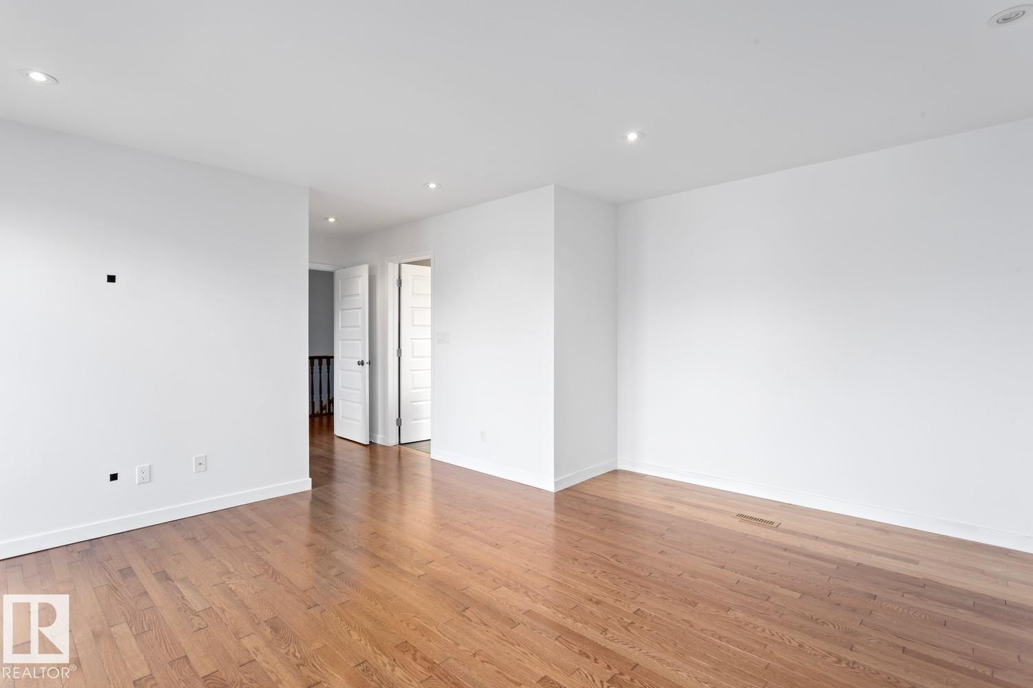 239 Wakina Dr Nw, Edmonton, Alberta  T5T 2X6 - Photo 31 - E4465785