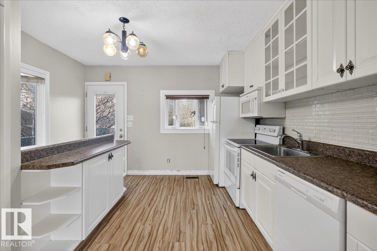 12326 102 St Nw, Edmonton, Alberta  T5G 2H4 - Photo 12 - E4465786