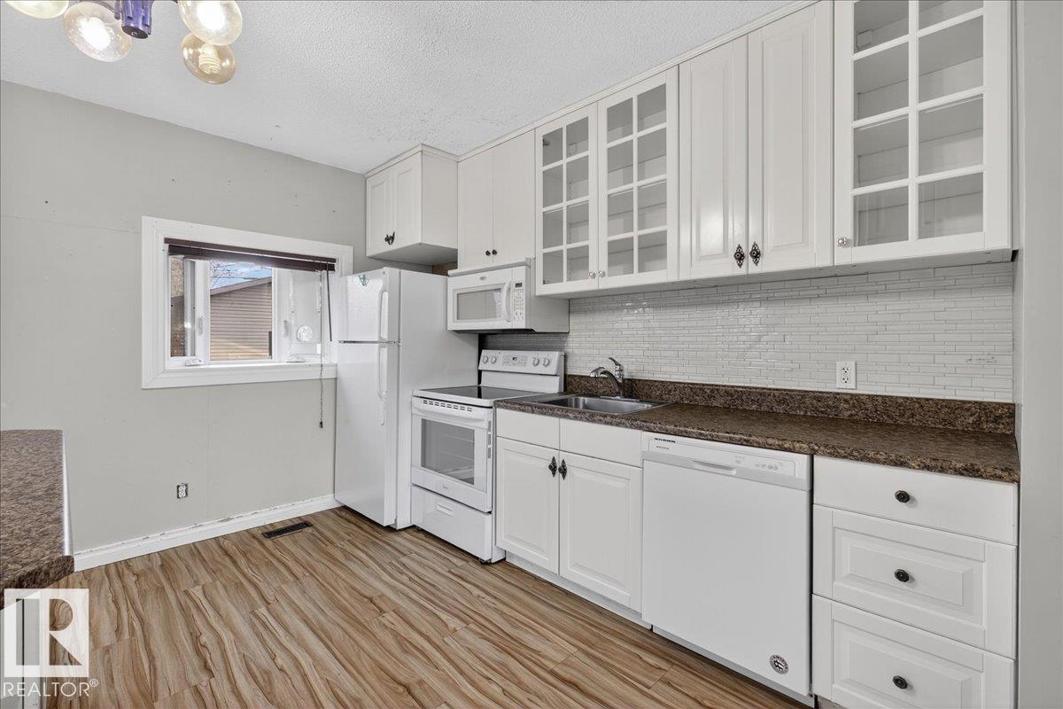 12326 102 St Nw, Edmonton, Alberta  T5G 2H4 - Photo 9 - E4465786