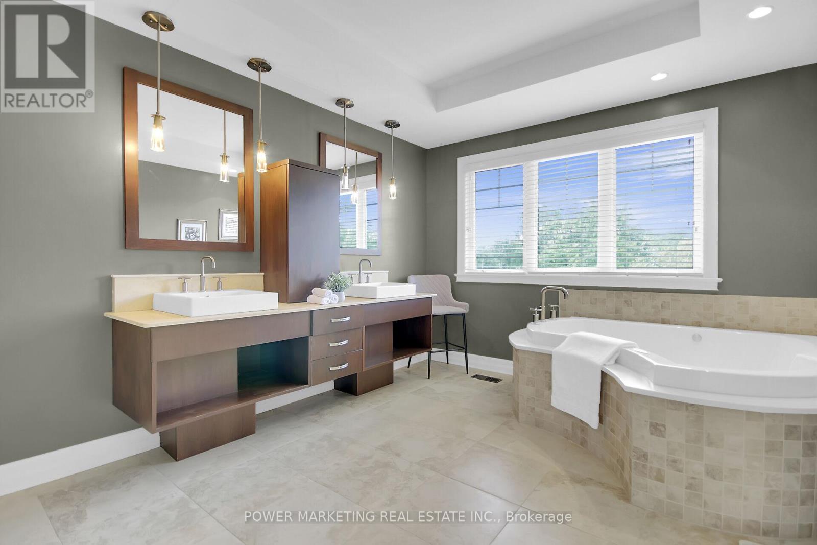 15 Marwood Court, Ottawa, Ontario K2J 5G1 - Photo 32 - X12546896