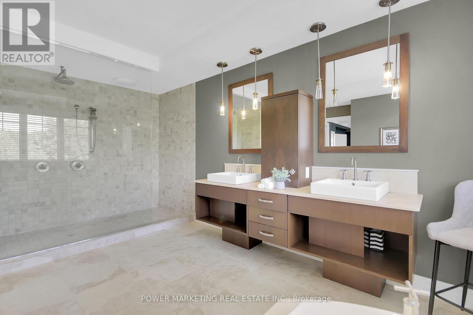 15 Marwood Court, Ottawa, Ontario K2J 5G1 - Photo 34 - X12546896