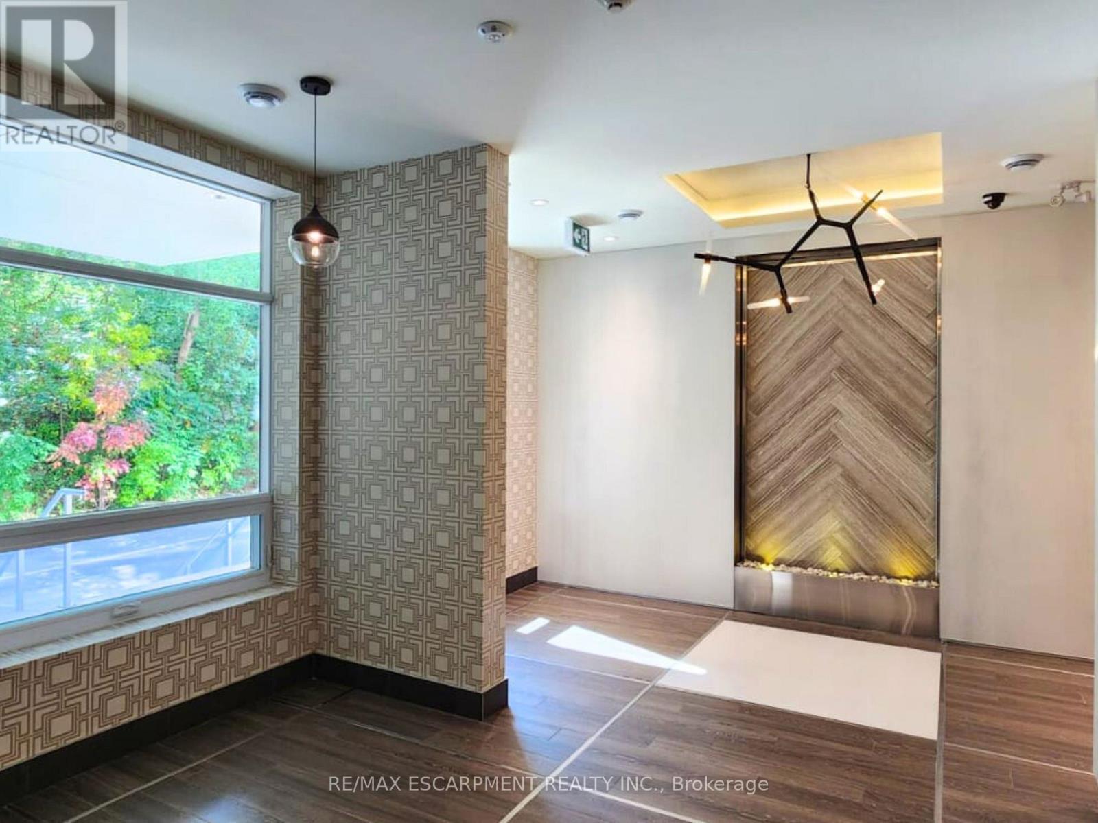 503 - 479 Charlton Avenue E, Hamilton, Ontario  L8N 0B4 - Photo 4 - X12546598