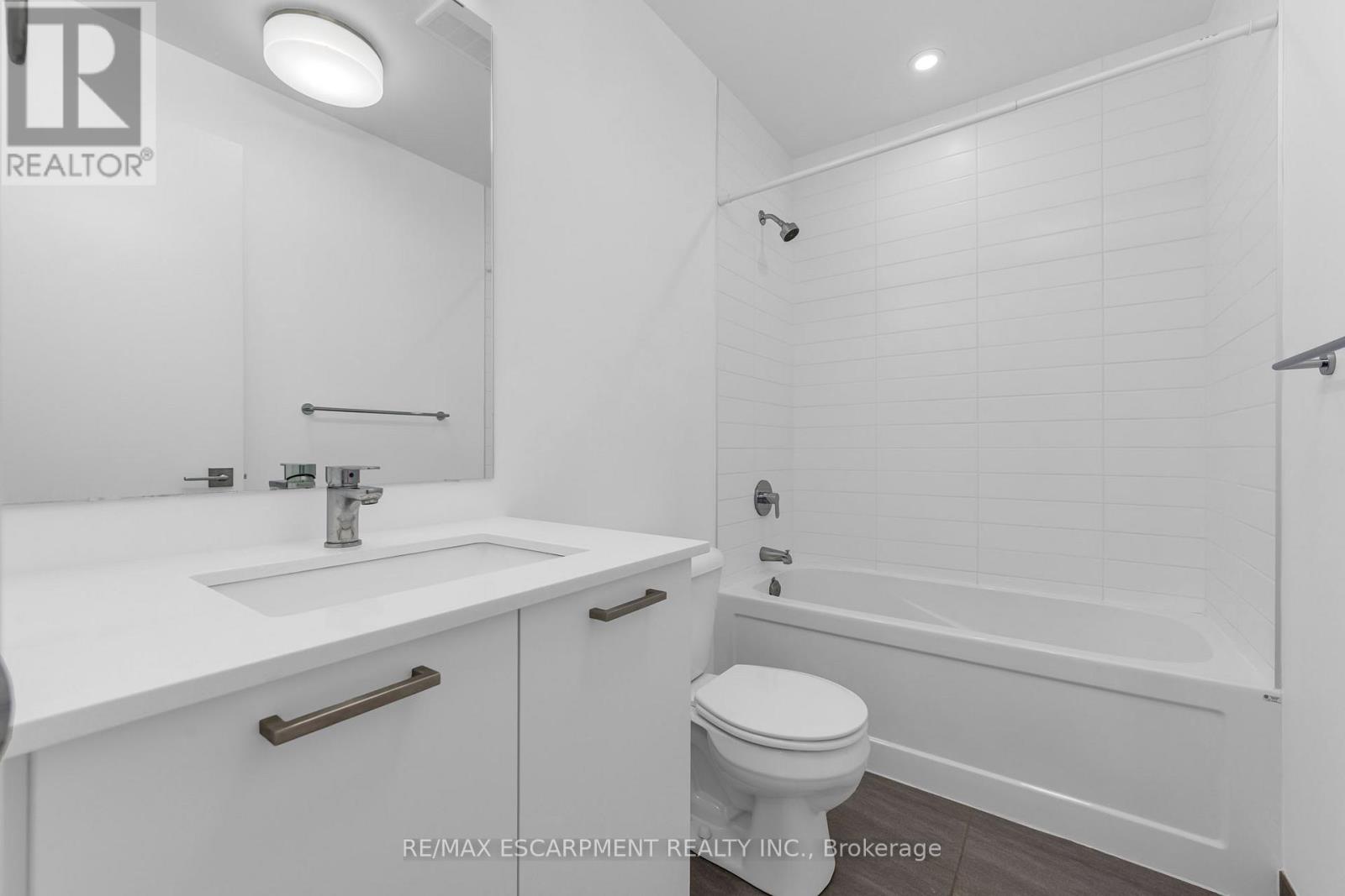 503 - 479 Charlton Avenue E, Hamilton, Ontario  L8N 0B4 - Photo 9 - X12546598