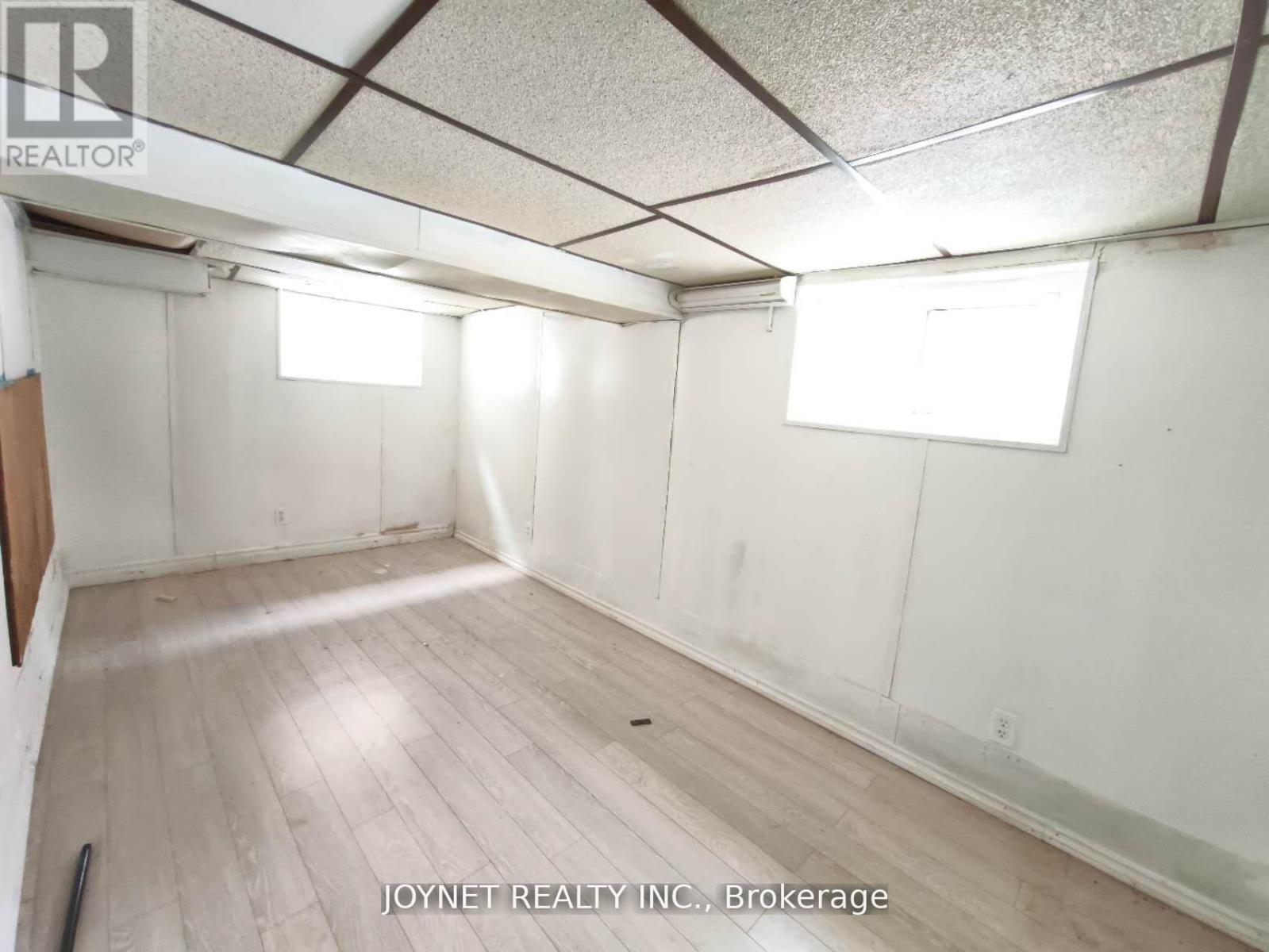 68 Barclay Street, Hamilton, Ontario  L8S 1P4 - Photo 19 - X12546644