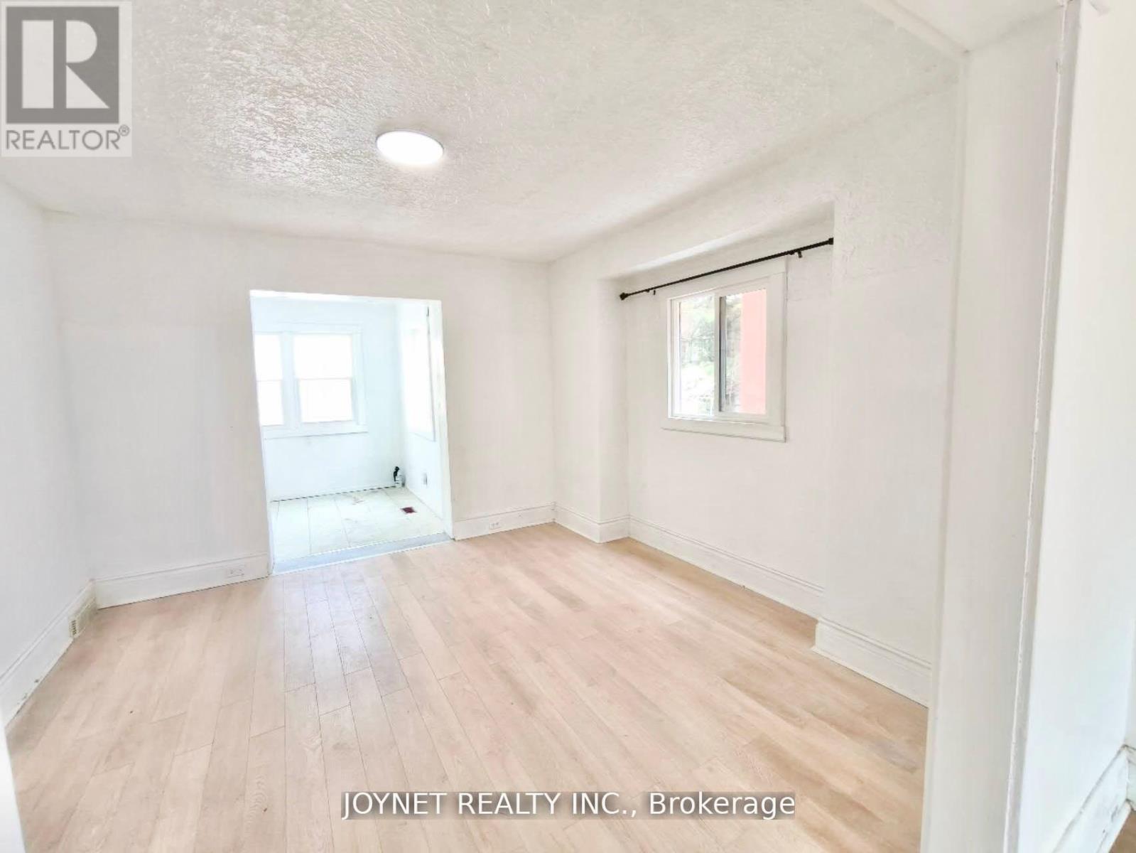 68 Barclay Street, Hamilton, Ontario  L8S 1P4 - Photo 6 - X12546644