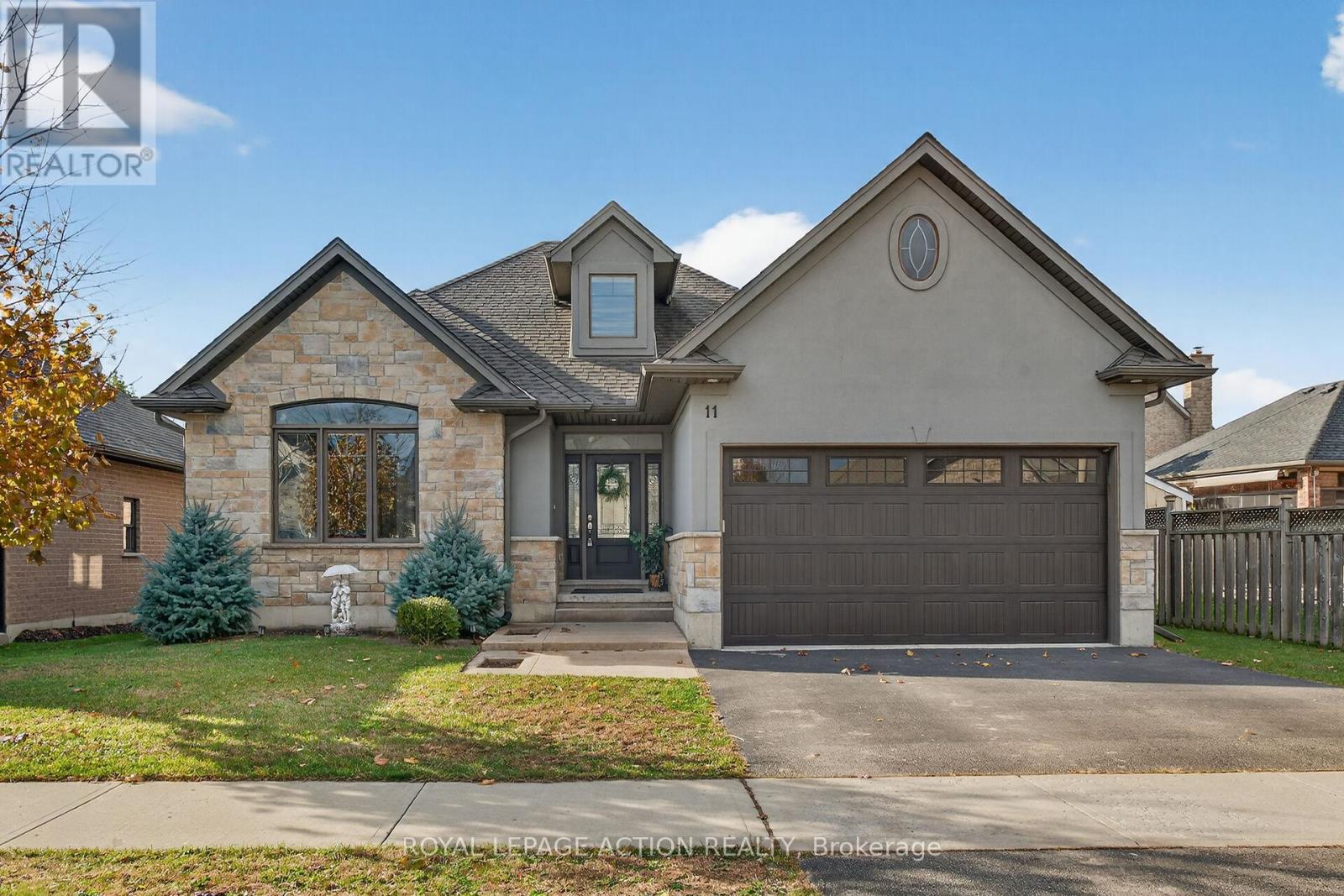 11 JONG STREET, Norfolk, Ontario