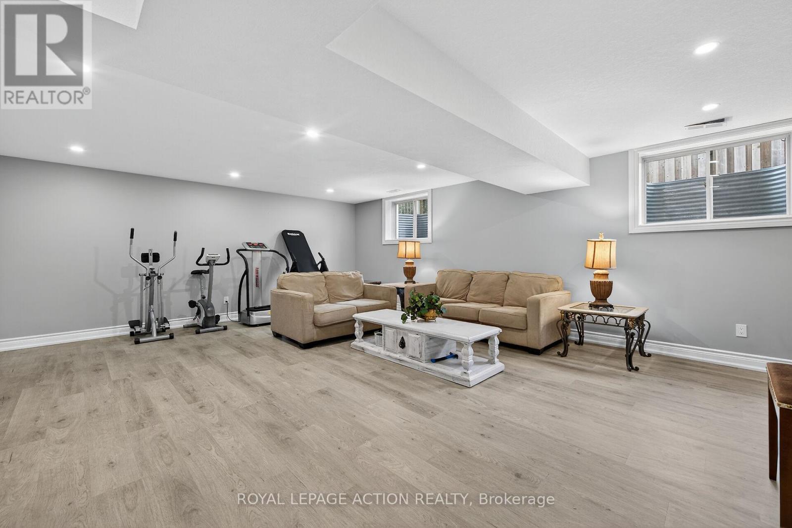 11 Jong Street, Norfolk, Ontario  N0E 1Y0 - Photo 27 - X12546660