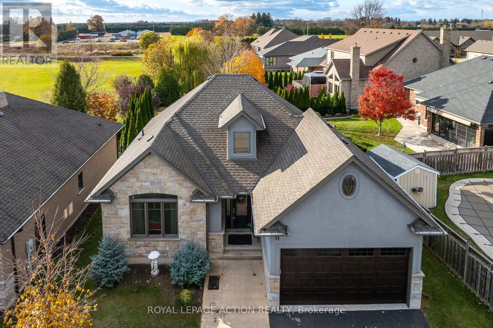 11 Jong Street, Norfolk, Ontario  N0E 1Y0 - Photo 3 - X12546660