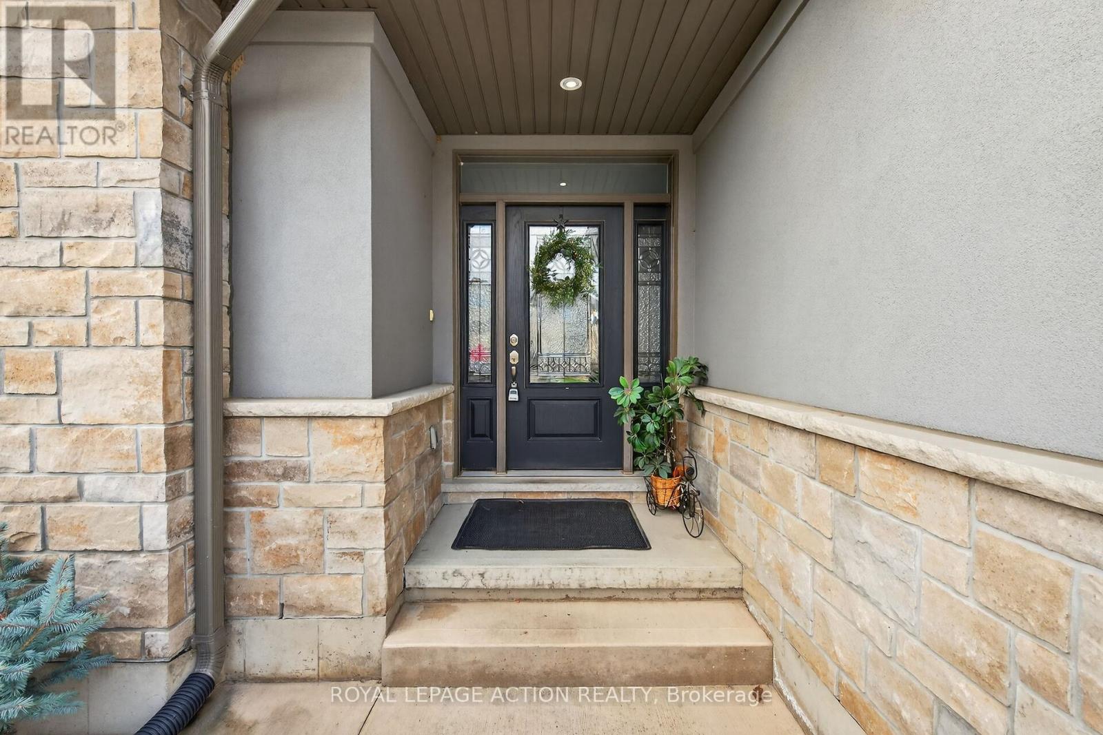 11 Jong Street, Norfolk, Ontario  N0E 1Y0 - Photo 5 - X12546660