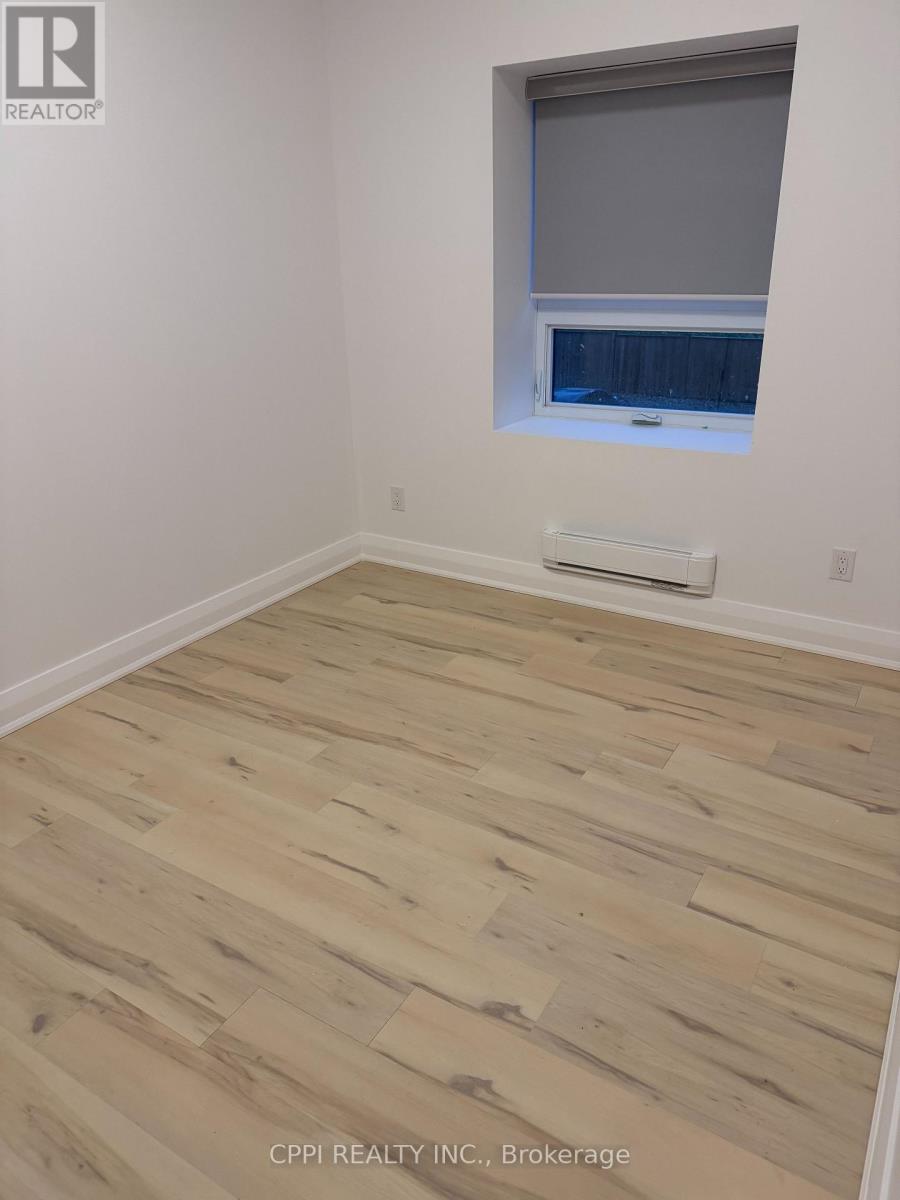 214 - 255 Emerick Avenue, Fort Erie, Ontario  L2A 2W4 - Photo 10 - X12546672