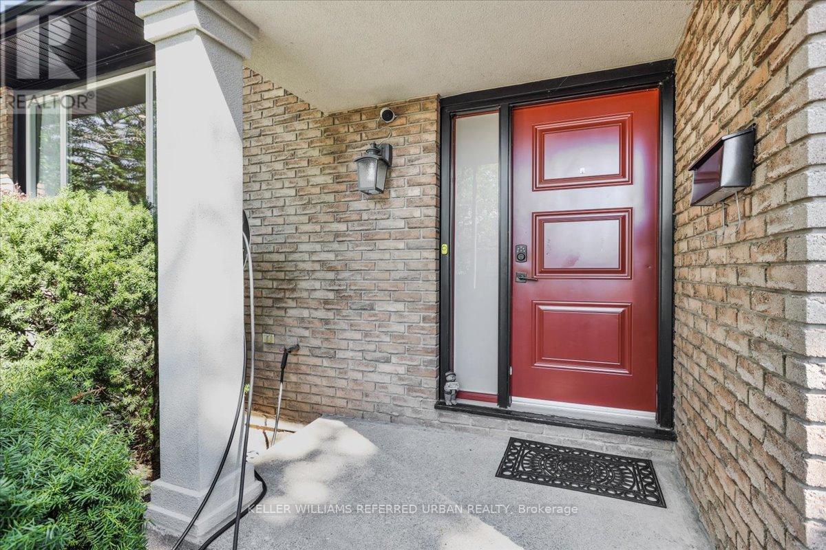 72 Cindy Drive, St. Catharines, Ontario  L2M 7B6 - Photo 3 - X12546686