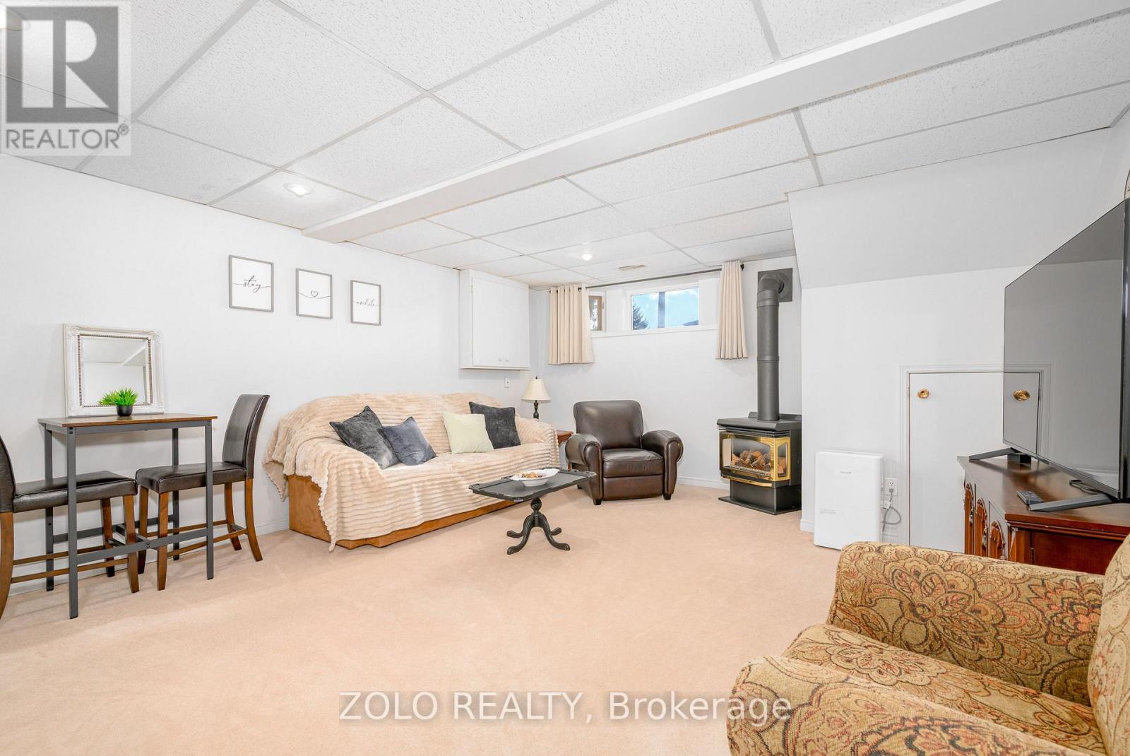 32 Andrew Drive, Kawartha Lakes, Ontario  K9V 5W6 - Photo 7 - X12546728