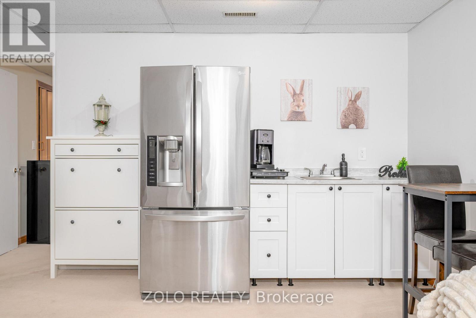 32 Andrew Drive, Kawartha Lakes, Ontario  K9V 5W6 - Photo 9 - X12546728