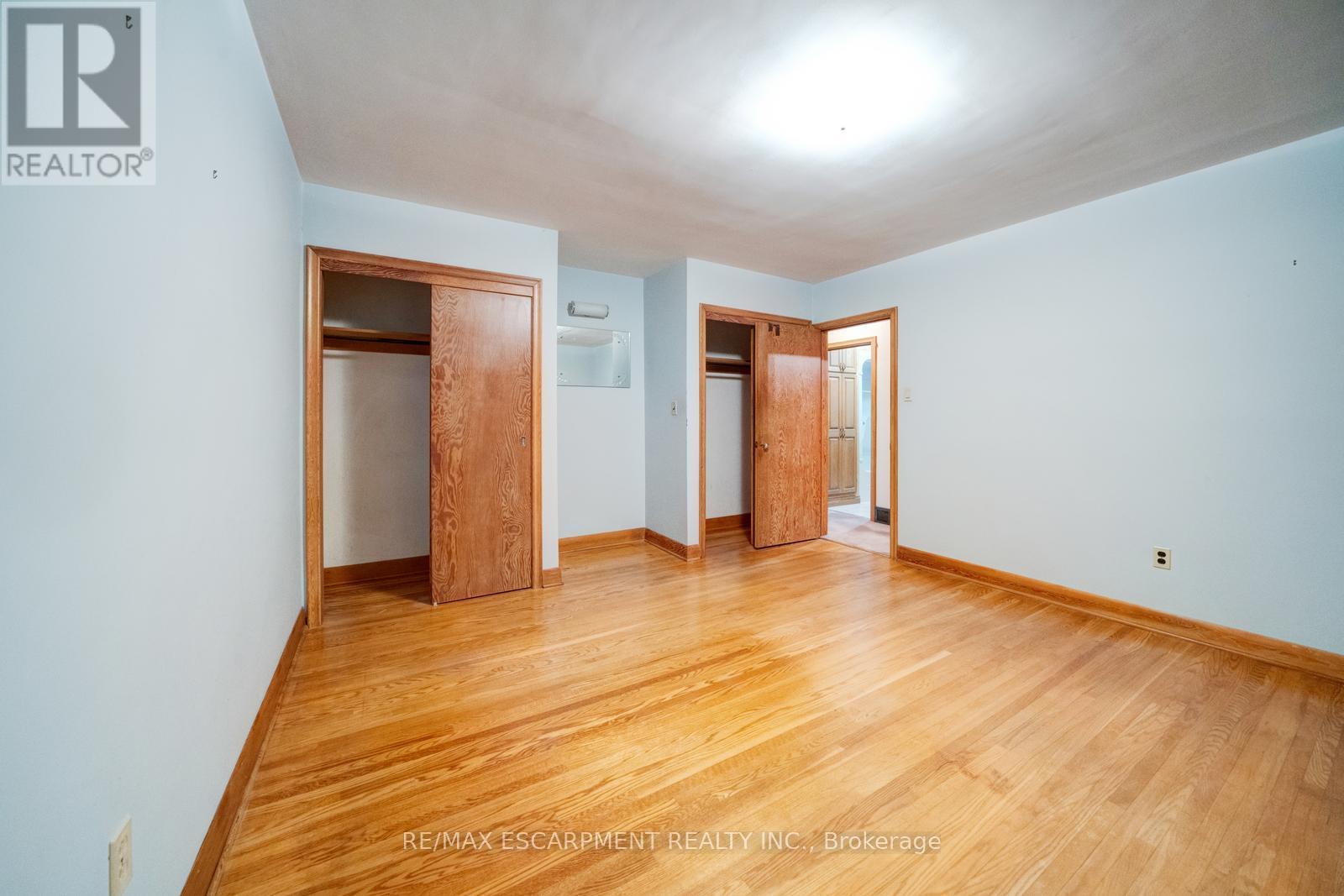 8 Fawell Avenue, St. Catharines, Ontario  L2S 2V4 - Photo 15 - X12546734