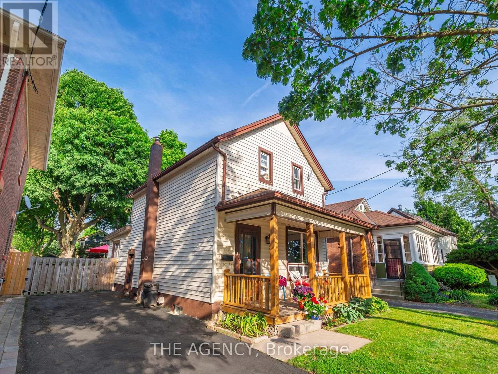 58 Woodland Avenue, St. Catharines, Ontario  L2R 5A3 - Photo 10 - X12546826