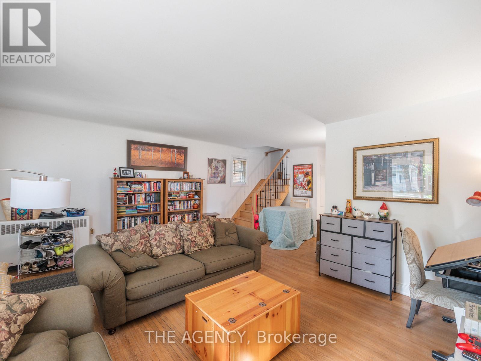 58 Woodland Avenue, St. Catharines, Ontario  L2R 5A3 - Photo 17 - X12546826