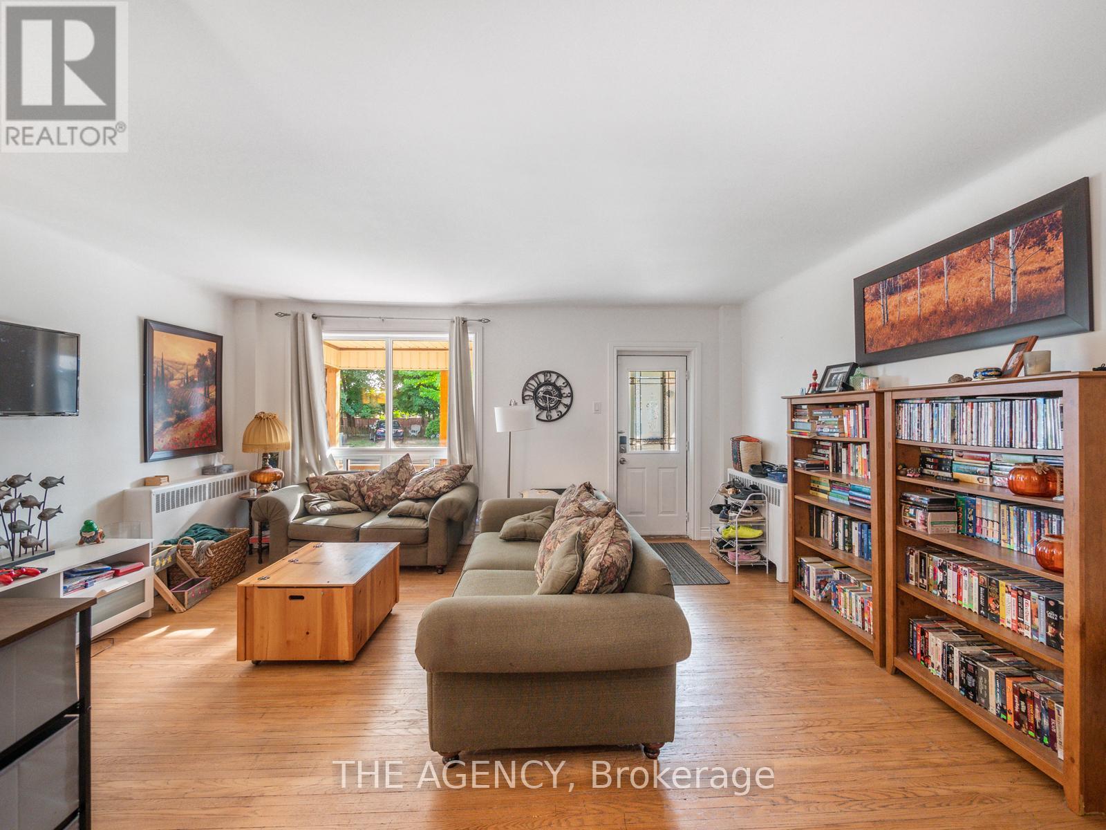 58 Woodland Avenue, St. Catharines, Ontario  L2R 5A3 - Photo 18 - X12546826