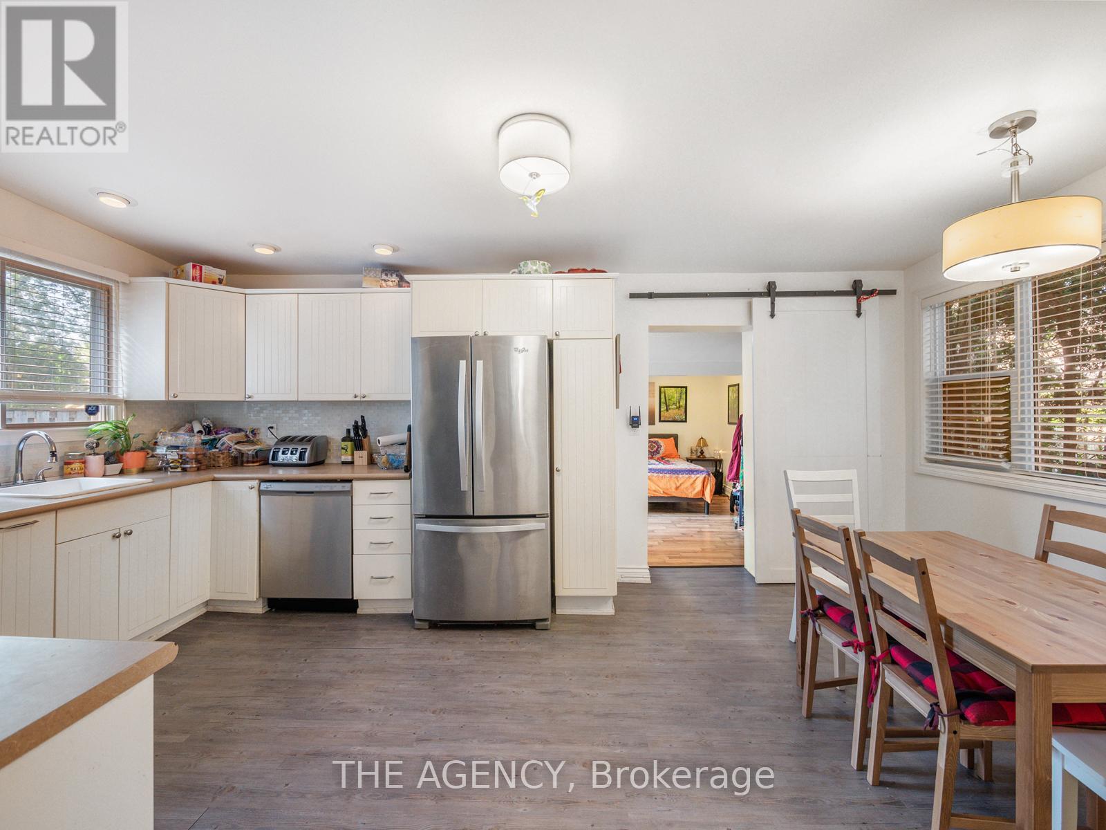 58 Woodland Avenue, St. Catharines, Ontario  L2R 5A3 - Photo 19 - X12546826