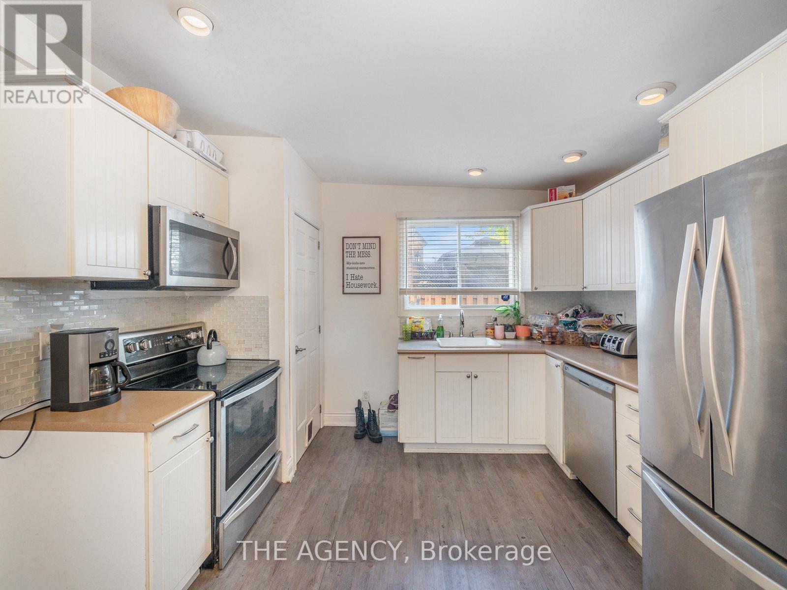 58 Woodland Avenue, St. Catharines, Ontario  L2R 5A3 - Photo 21 - X12546826