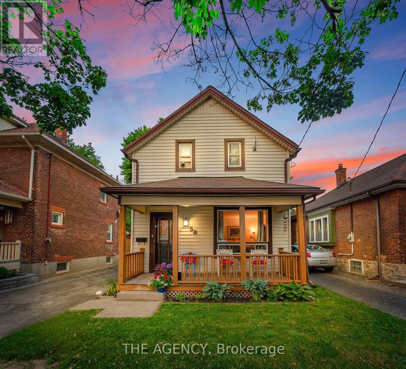 58 Woodland Avenue, St. Catharines, Ontario  L2R 5A3 - Photo 3 - X12546826