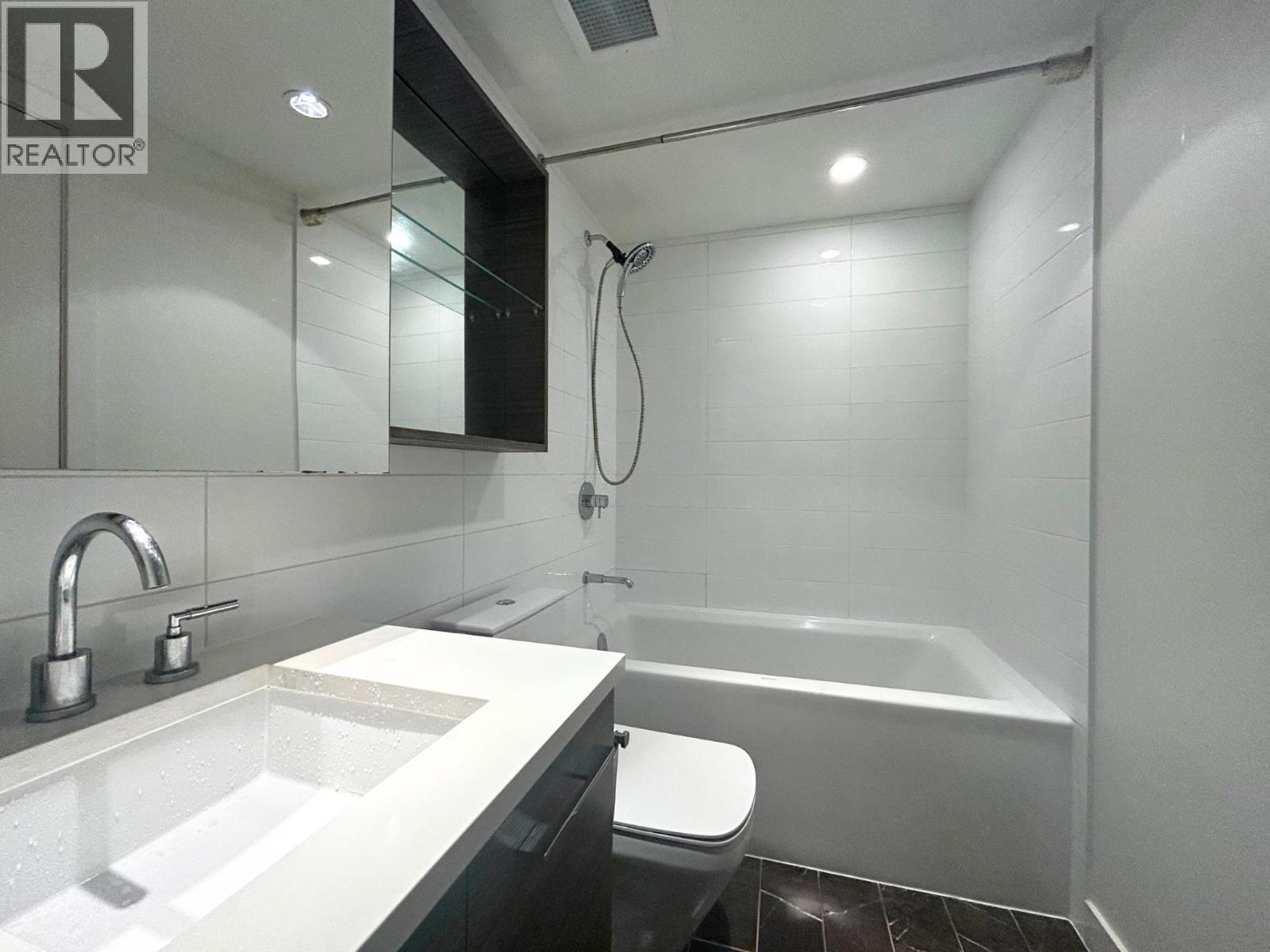 317 7468 Lansdowne Road, Richmond, British Columbia  V7C 0B7 - Photo 16 - R3067559