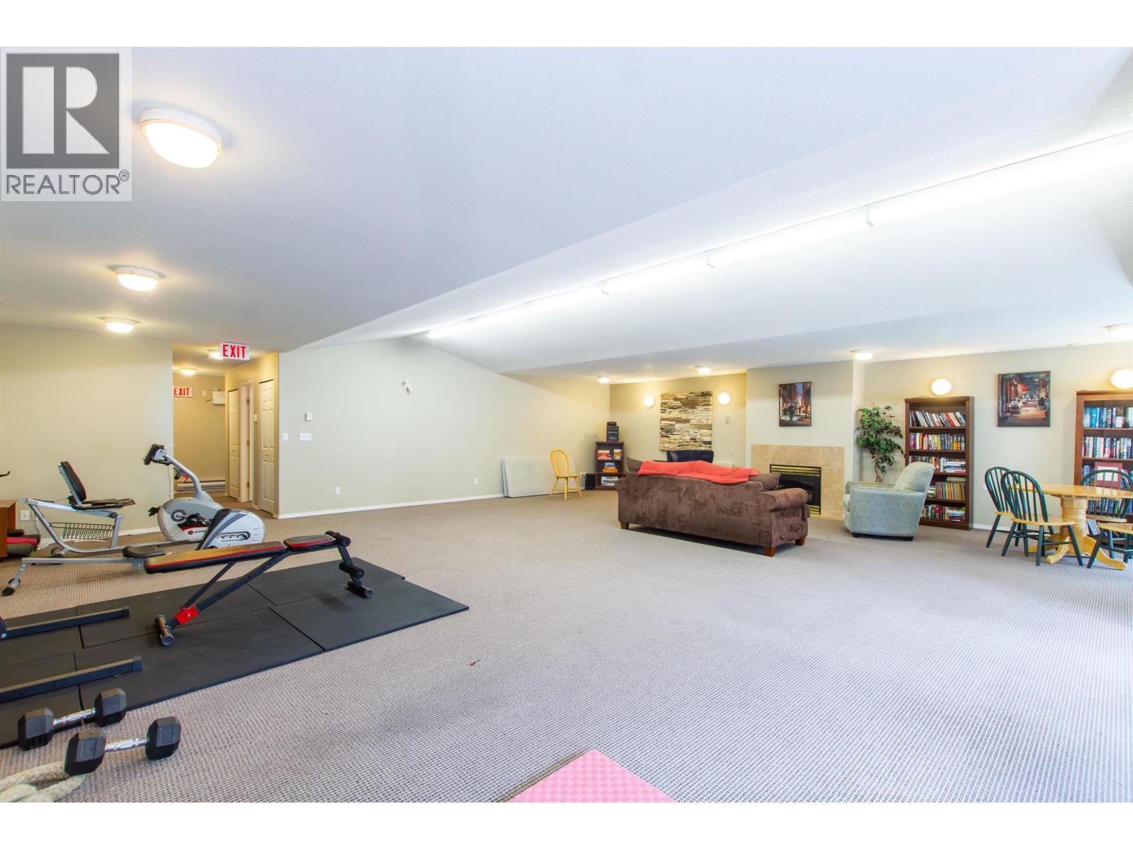 310 1466 Pemberton Avenue, Squamish, British Columbia V8B 0K1 - Photo 23 - R3067565