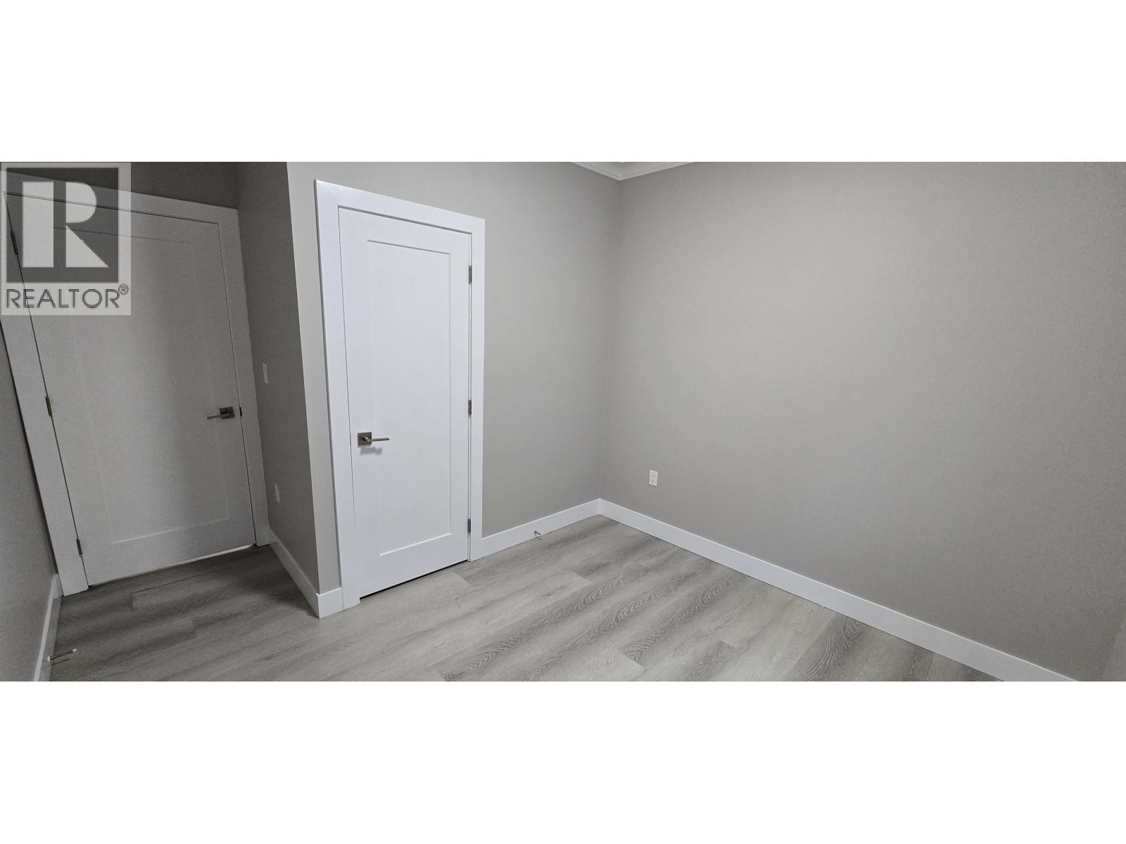 919 Runnymede Avenue, Coquitlam, British Columbia  V3J 2V3 - Photo 10 - R3067572