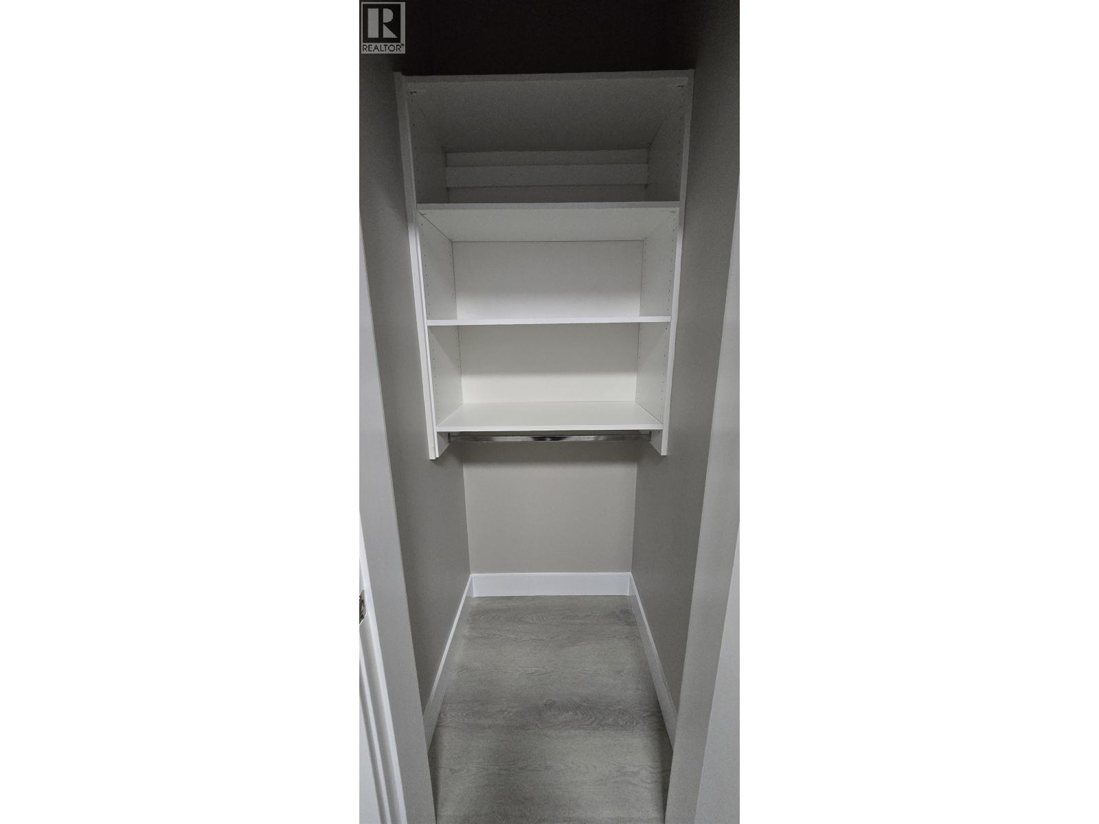 919 Runnymede Avenue, Coquitlam, British Columbia  V3J 2V3 - Photo 11 - R3067572