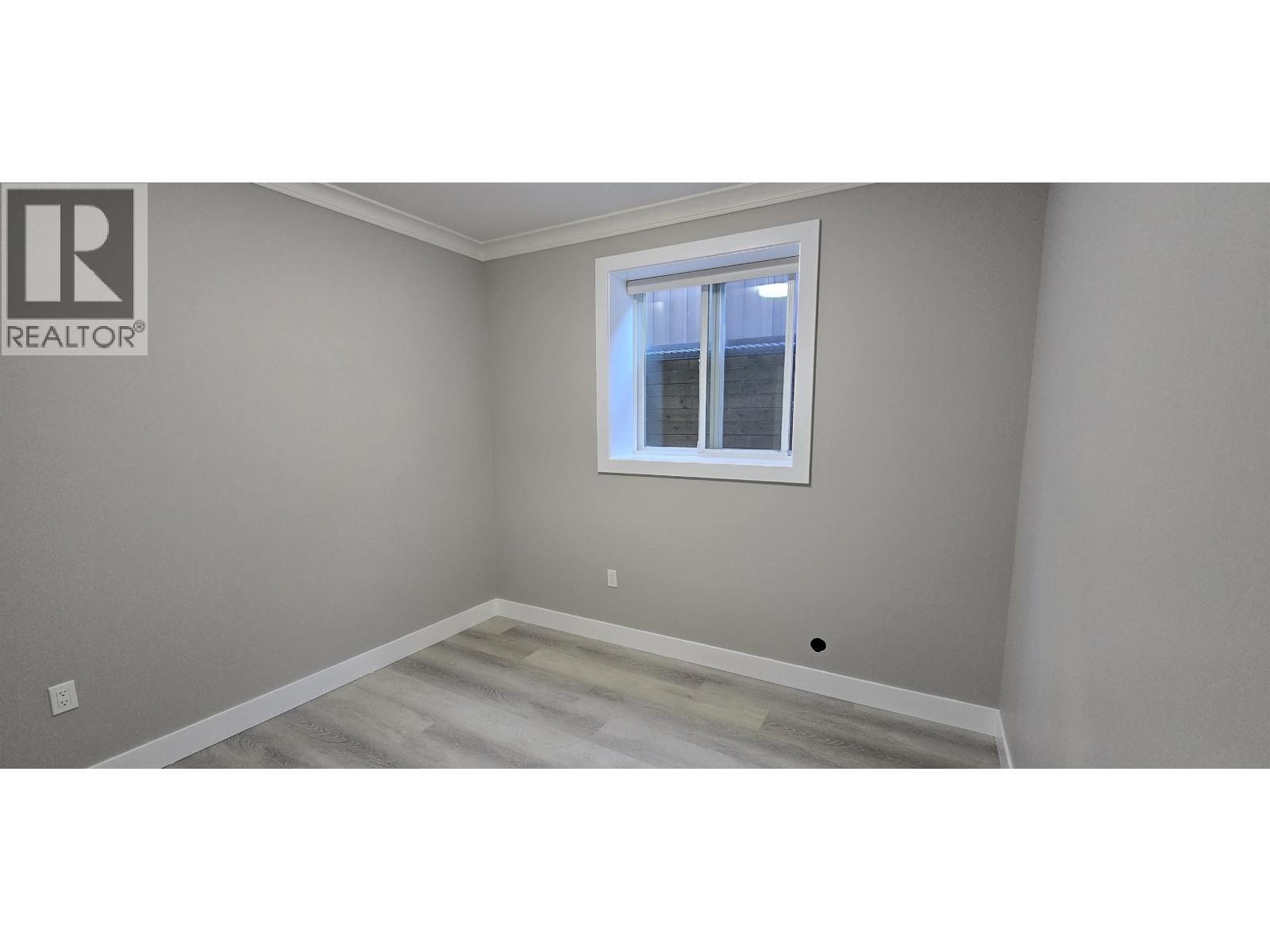 919 Runnymede Avenue, Coquitlam, British Columbia  V3J 2V3 - Photo 8 - R3067572