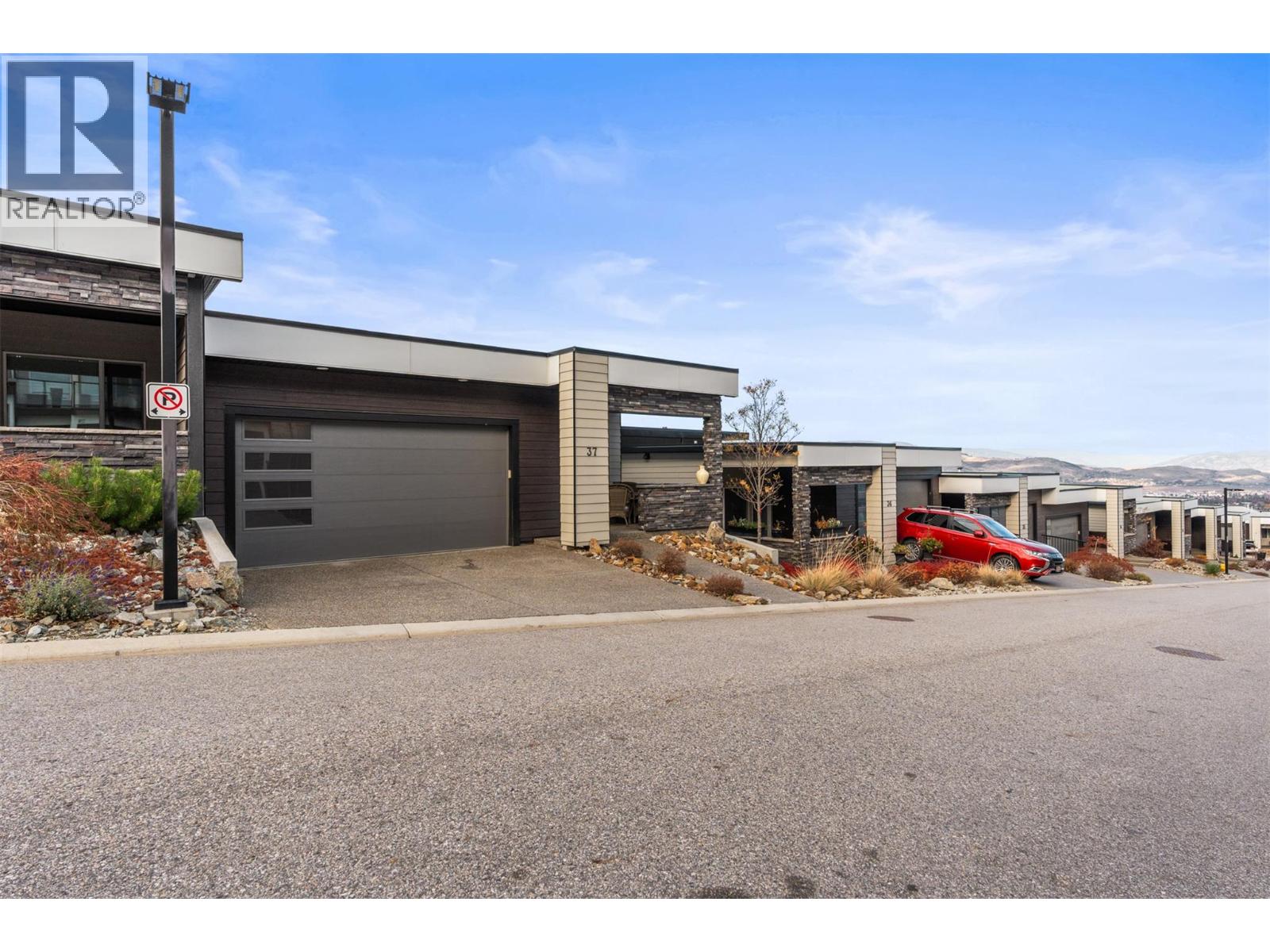 1000 Mt. Robson Place Unit# 37, Vernon, British Columbia V1B 4G2 - Photo 46 - 10369046