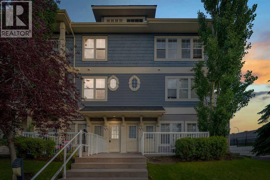 57 Auburn Bay Common Se, Calgary, Alberta  T3M 0M6 - Photo 5 - A2240452