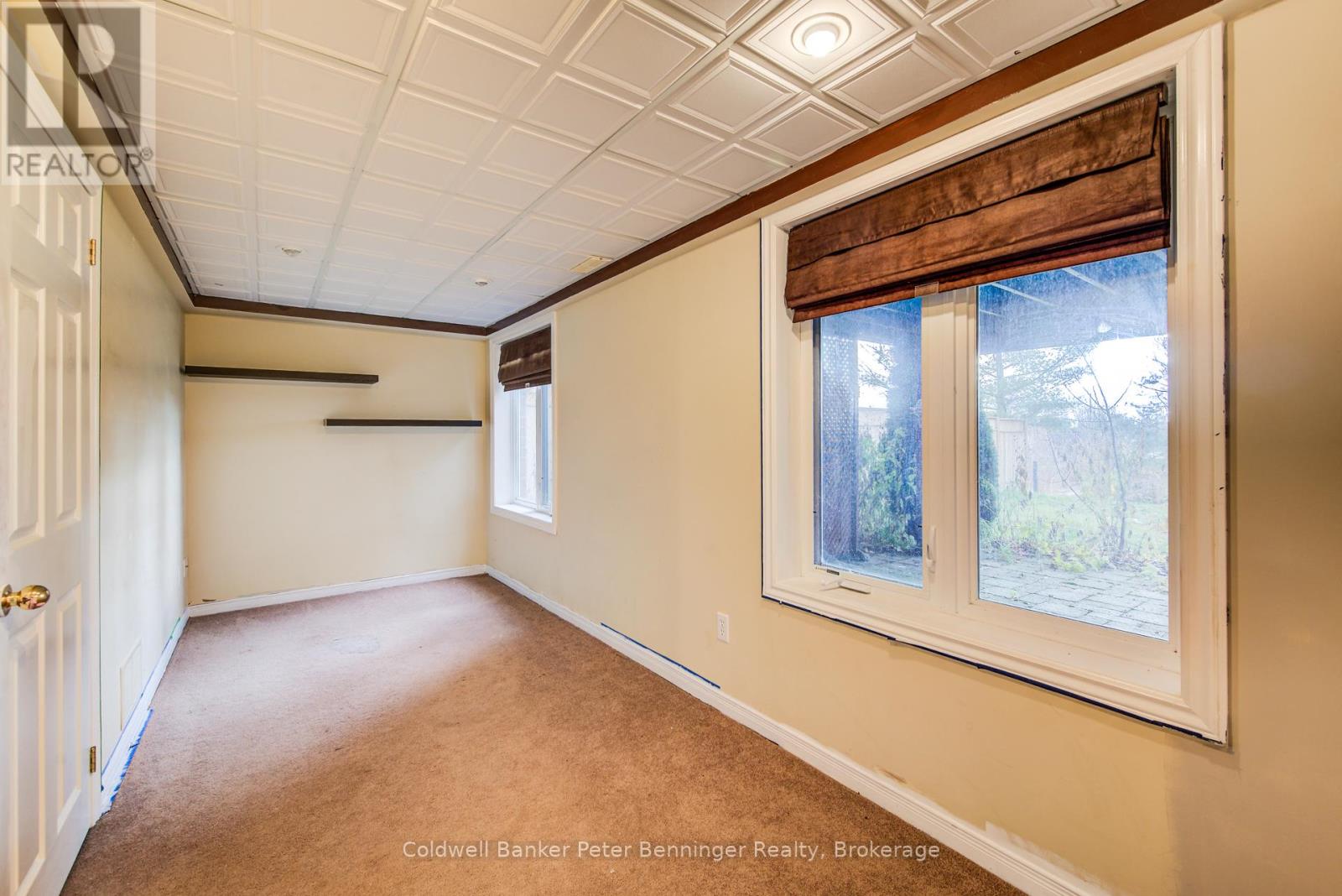 142 Severn Drive, Guelph, Ontario  N1E 7K5 - Photo 37 - X12546866