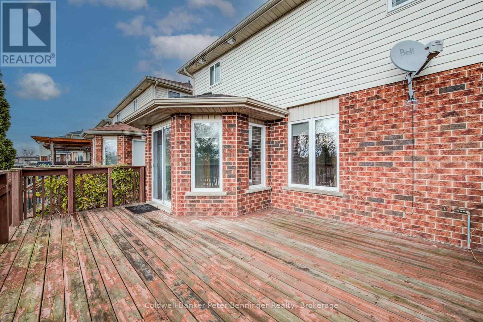 142 Severn Drive, Guelph, Ontario  N1E 7K5 - Photo 41 - X12546866