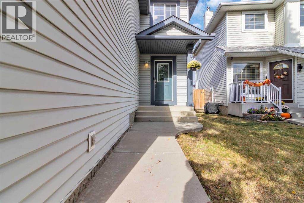 187 Citadel Meadow Grove Nw, Calgary, Alberta  T3G 4K9 - Photo 2 - A2261705