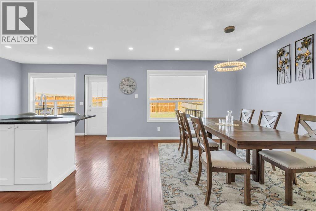 187 Citadel Meadow Grove Nw, Calgary, Alberta  T3G 4K9 - Photo 4 - A2261705