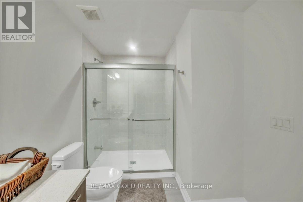 307 - 95 Attmar Drive, Brampton, Ontario  L6P 0Y6 - Photo 15 - W12546716