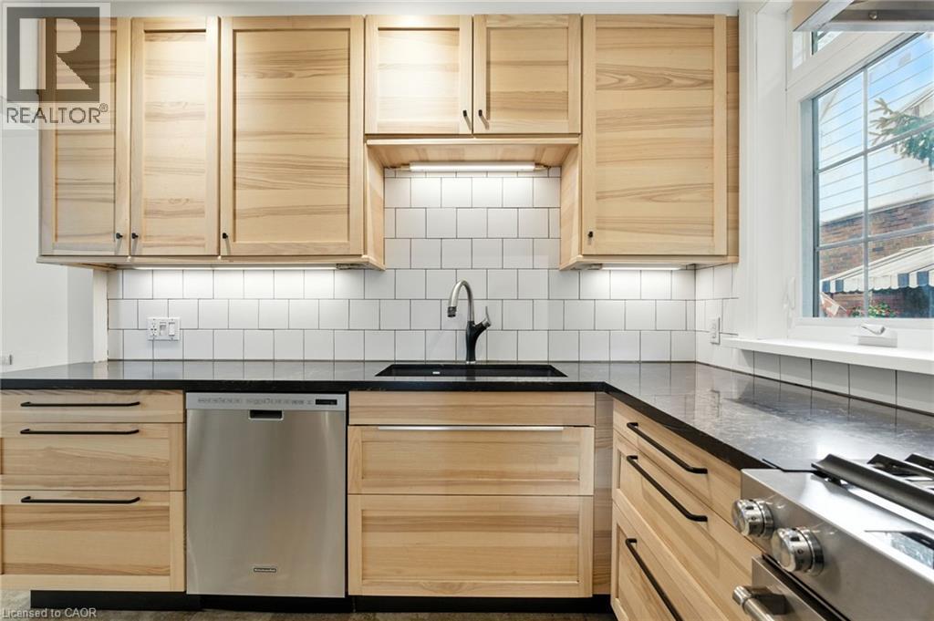 57 Highcliffe Avenue, Hamilton, Ontario L9A 3L3 - Photo 18 - 40788454