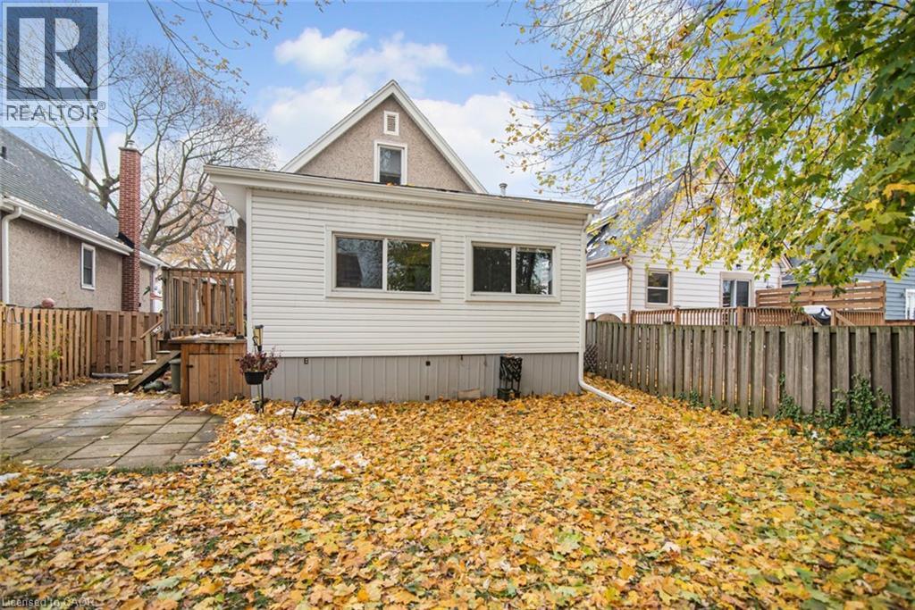 199 East 21st Street, Hamilton, Ontario L8V 2T6 - Photo 31 - 40788422