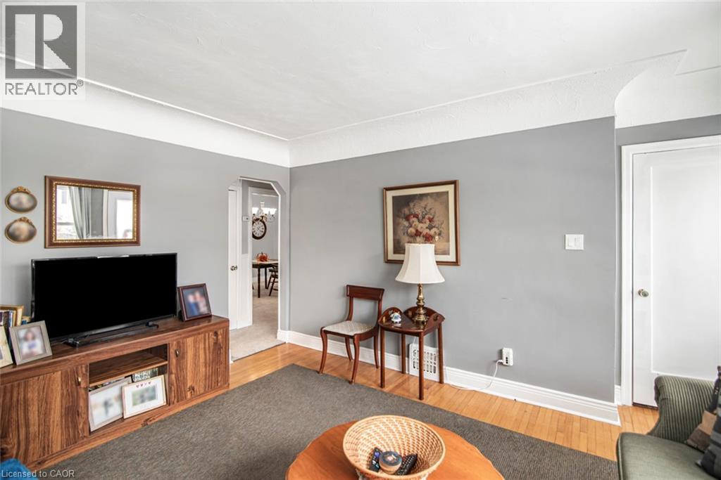 199 East 21st Street, Hamilton, Ontario L8V 2T6 - Photo 5 - 40788422