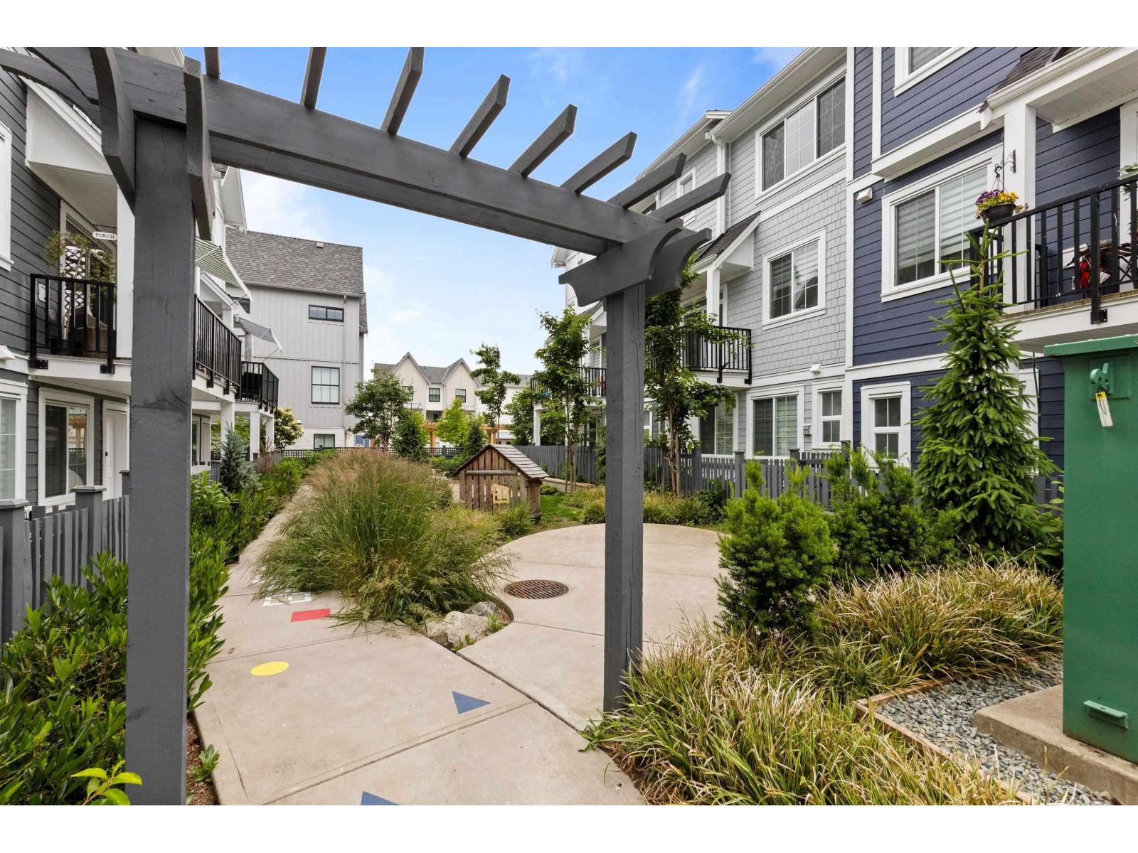 44 20321 80 AVENUE, Langley, British Columbia