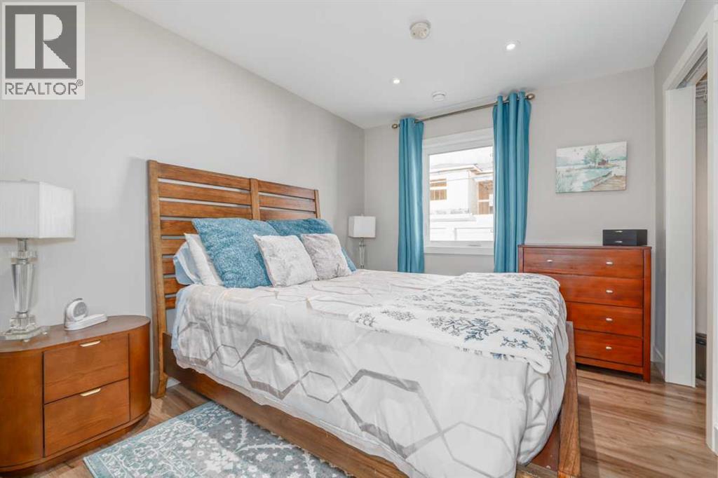 25 Highwood Place Nw, Calgary, Alberta  T2K 2B9 - Photo 30 - A2270274