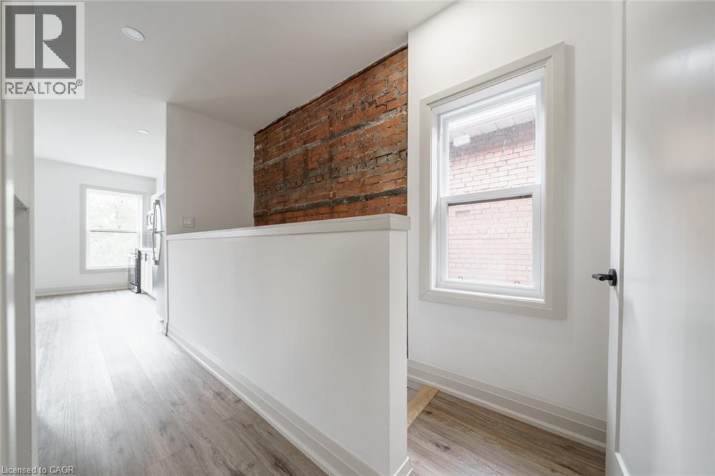 105 Aikman Avenue, Hamilton, Ontario L8M 1R1 - Photo 15 - 40788245